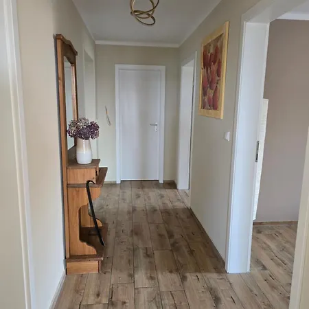 Helle, Gemuetliche Gaestewohnung Im Haus Zur Wartburg Apartment